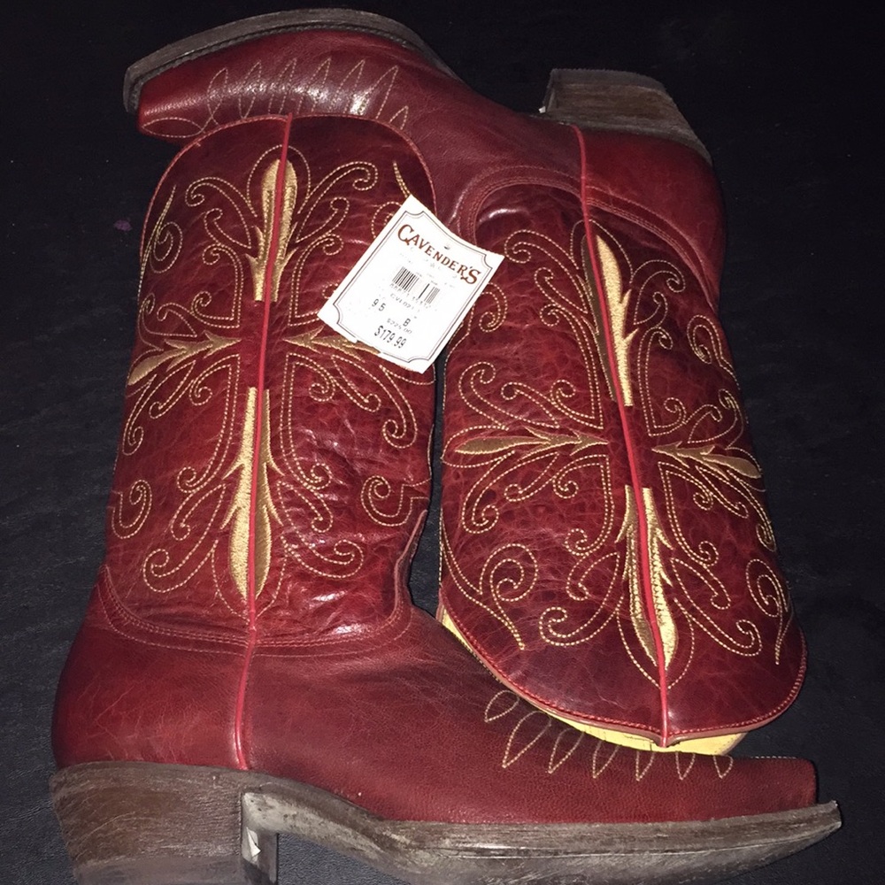 Cavender’s Cowboy boots